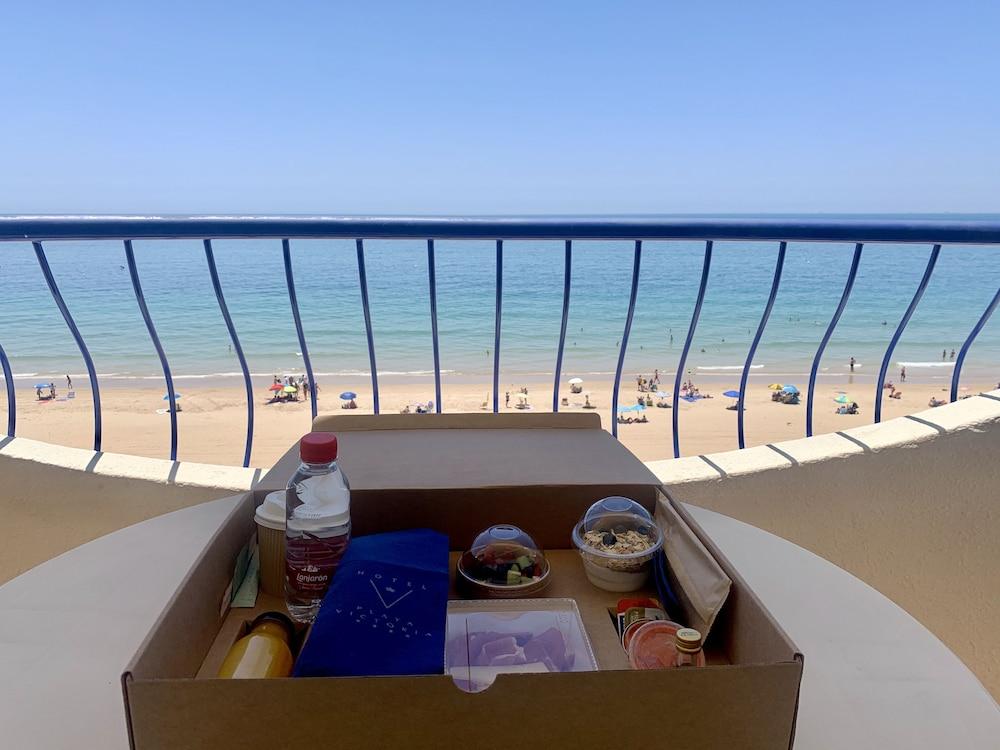 Hotel Playa Victoria كاديز المظهر الخارجي الصورة